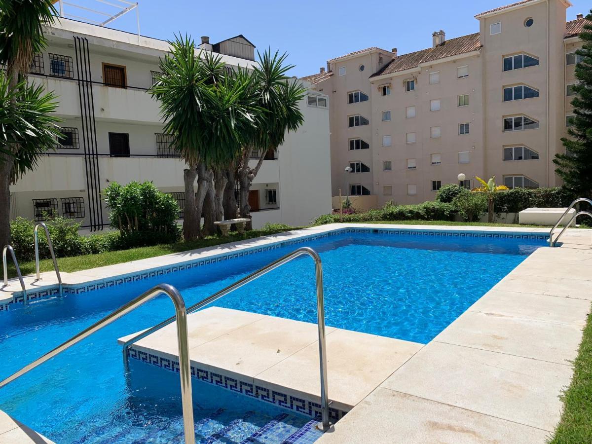 Tulipanes Benalmadena - Parking Privado Apartment Exterior photo