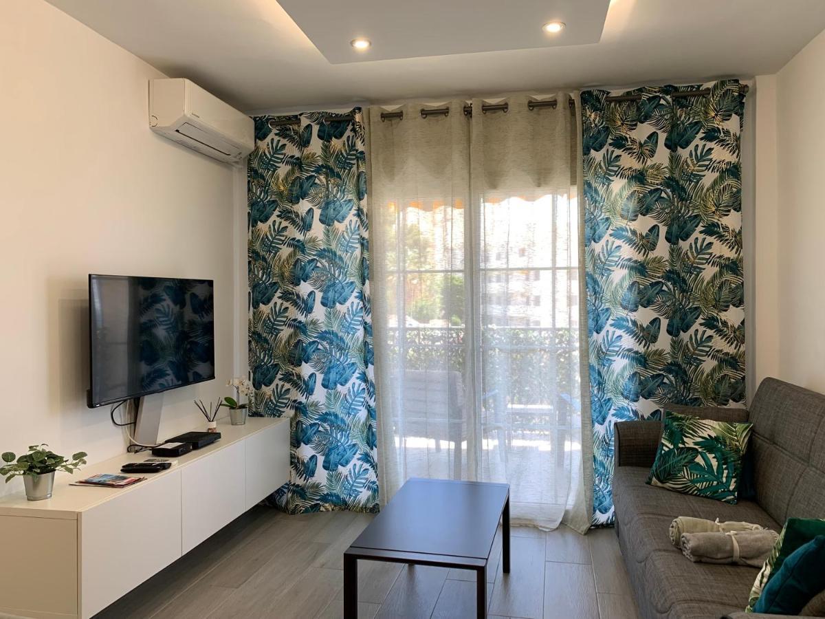 Tulipanes Benalmadena - Parking Privado Apartment Exterior photo